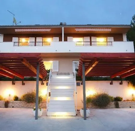 Strandnahe Mit Terrasse * Podstrana